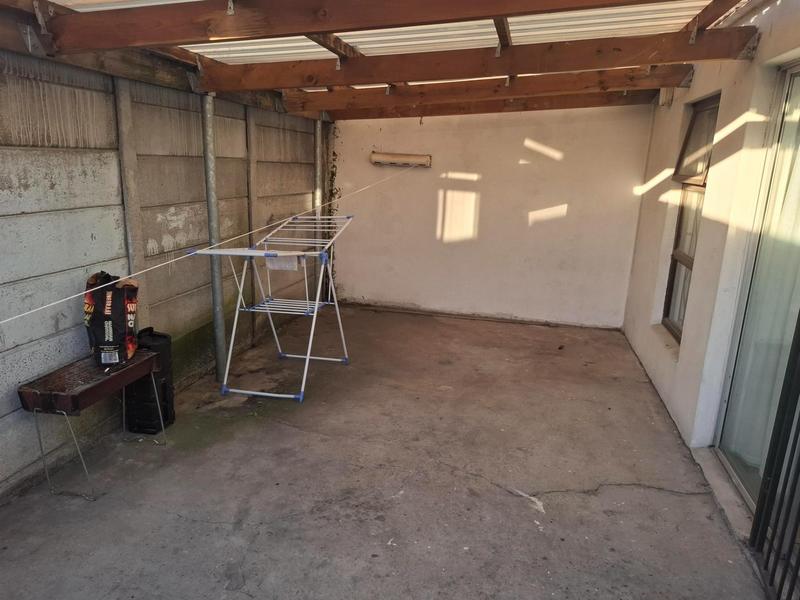 2 Bedroom Property for Sale in Parow Valley Western Cape